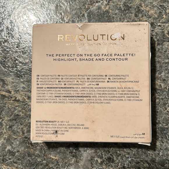 NWT Makeup Revolution Face Powder Contour Compact - Picture 3 of 6
